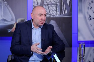 Մենք նախատեսում ենք Նուբարաշենում ստեղծել քաղաքական ու կենցաղային աղբի վերամշակման կենտրոն․ Անդրանիկ Թևանյան