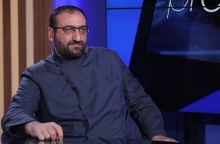 Արշակ Սրբազանը տուժող չի ճանաչվել՝ տեսագրության վարույթով, ասել է՝ տուժել է իր և եկեղեցու նկատմամբ թշնամանք և ատելություն տարածելուց. «Փաստինֆո»