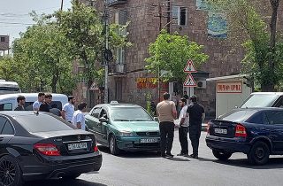 Արգելափակված են Շիրակի և Արտաշիսյան փողոցները և Երևան-Էջմիածին ճանապարհը