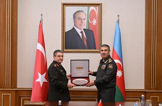 Ադրբեջանն ու Թուրքիան քննարկել են ռազմական ոլորտում համագործակցությունը