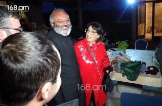 Հայաստանի ժուռնալիստների միության նախագահ Սաթիկ Սեյրանյանը Սոլակում այցելել է Բագրատ սրբազանին ու երթի մասնակիցներին