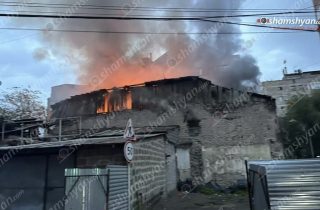 Խոշոր հրդեհ՝ Երևանում․ կրակը մարելուց հետո սենյակներից մեկում կնոջ դի է հայտնաբերվել