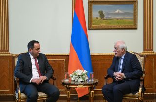 Վահագն Խաչատուրյանն ընդունել է Հայաստանի բանկերի միության նախագահին