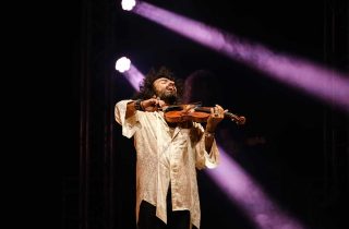 Վիրտուոզ ջութակահար Արա Մալիկյանը համերգով կվերադառնա Երևան