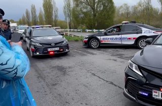 Ոստիկանական մեքենաների աննախադեպ քանակ՝ Սևան-Երևան ճանապարհի բոլոր հատվածներում
