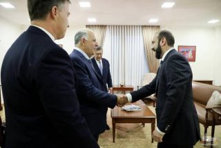 ՀՀ ԱԳ նախարարն ու ԱՄՆ-ի հայկական համագումարի ղեկավար կազմն անդրադարձել են Հայաստանի ու Ադրբեջանի միջև հարաբերությունների կարգավորման գործընթացին