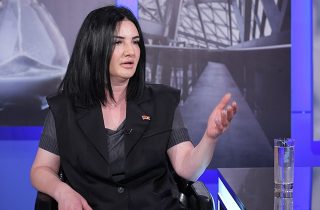«Նիկոլը թող չհամարձակվի իր կողմից Արցախի վաճառելը ծախի մեզ վրա, այն էլ՝ կեղծ թղթադրամներով». Մետաքսե Հակոբյան