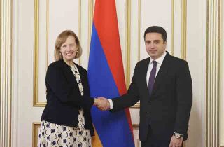 Սիմոնյանն ընդունել է ՀՀ-ում ԱՄՆ արտակարգ և լիազոր դեսպանին․ քննարկել են հայ-ադրբեջանական բանակցությունների գործընթացը