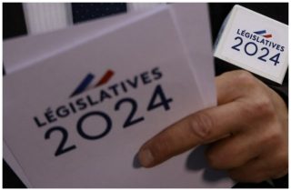 Ֆրանսիայում խորհրդարանական ընտրությունների երկրորդ փուլին ընդառաջ մոտ 100 թեկնածու ինքնաբացարկ է հայտնել