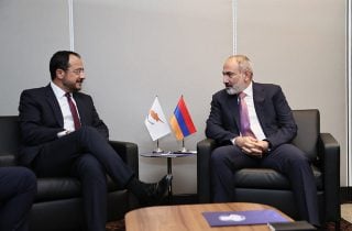 Փաշինյանը Կիպրոսի նախագահի հետ հանդիպման ժամանակ անդրադարձել է ՀՀ-ի և Ադրբեջանի միջև խաղաղության գործընթացին` շեշտելով հայկական կողմի հավատարմությունը խաղաղության օրակարգին