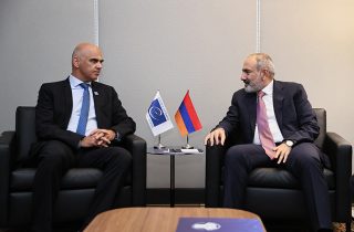 Ադրբեջանի Սահմանադրության մեջ կան տարածքային պահանջներ ՀՀ-ի նկատմամբ, սակայն հայկական կողմը դա չի դարձնում բանակցային թեմա․ Փաշինյանը՝ ԵԽ գլխավոր քարտուղարին