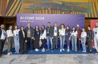 AI Conf 2024-ին Ակբան ներկայացրել է արհեստական բանականության ոլորտում իր ձեռքբերումները