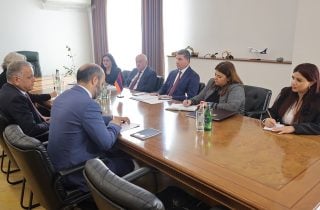 ՏԿԵ նախարարն ու ԵՄ դեսպանը քննարկել են ավիացիոն ոլորտին, «Խաղաղության խաչմերուկ»-ին վերաբերող հարցեր