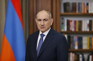 Փաշինյանը մեկնել է Վատիկան