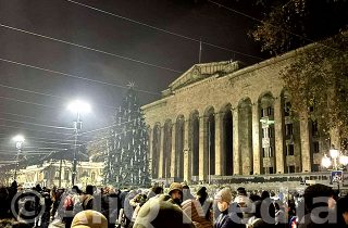 Թբիլիսիի տոնածառի լույսերը կմիացվեն առանց միջոցառման