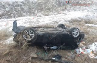 Երևան-Սևան ճանապարհին «Lexus»-ը, մերկասառույցի պատճառով, գլխիվայր շրջվել է