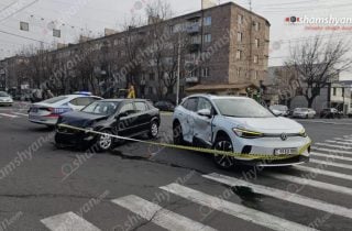 Նոր Արեշ փողոցում բախվել են «Volkwagen»-ն ու «Opel Astra»-ն. կան տուժածներ