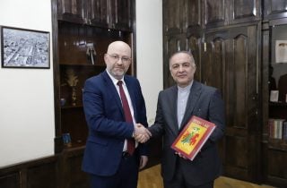 ՀՀ-ի հետ առևտրային կապերը գնալով ամրապնդվում են, մենք բոլոր դեպքերում նշում ենք, որ տարածաշրջանում խաղաղության, հարաբերությունների սերտացման և գործընկերության կողմնակից ենք․ ՀՀ-ում Իրանի դեսպան