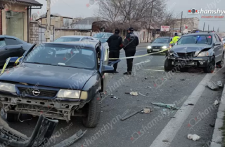 Արմավիրի մարզում բախվել են «Opel»-ը և «Kia»-ն․ կան վիրшվորներ