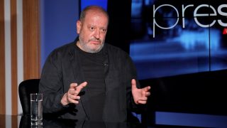 «Ենթադրենք՝ 50 սրբազանի բռնեց, բա վերջն ի՞նչ է անելու. սա արդեն թակարդն ընկած ֆշշացնող առնետի քայլ է, որն ընդունակ է ամեն ինչի՝ թռնելու, կծելու». Դավիթ Ամալյան