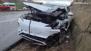 Կոտայքի մարզում «Lexus»-ը հայտնվել է անձրևաջրերում, դուրս եկել հանդիպակաց և բախվել «BYD»-ին. կա վիրшվոր
