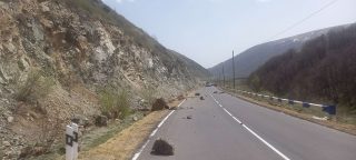 Երևան-Սևան ճանապարհին իրականացվելու են հարկադիր քարաթափման աշխատանքներ