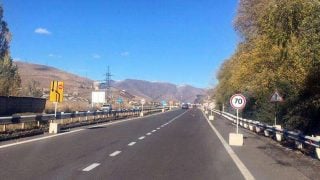 Փլուզման վտանգի պատճառով Վանաձոր-Ալավերդի-Նոյեմբերյան ավտոճանապարհը երկկողմանի փակ է ծանրաքաշ և կցորդով տրանսպորտային միջոցների համար