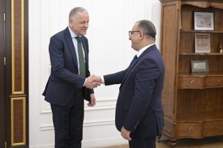 Խաչատրյանն ու Մարագոսն անդրադարձել են ԼՂ-ից տեղահանվածների կարիքների հասցեագրման աշխատանքներին