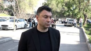 Իմ քաղաքական հակառակորդը Նիկոլ Փաշինյանն է, ես որևէ մեկի ընտանիքին չեմ մեկնաբանում. Շարմազանով