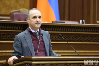 Ընդդիմադիր ցույցերի ակտիվ մասնակցից ԲԴԽ գիտնական անդամ դառնալու կարճ ճանապարհը