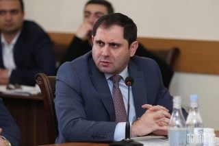 Պաշտպանության նախարարությունը խուսափում է փաստերով հակադարձել իշխանական պատգամավորի պնդումներին