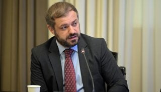 Եթե այս տարվա 1-ին եռամսյակում ՀՆԱ-ն աճել էր 5,1%-ով, ապա 2-րդ եռամսյակում աճը արագացել է և կազմել 5,9%. Պապոյան