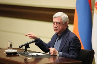 Քաղաքական պայքարի և քաղաքական գործազրկության դեմ պայքարի տարբերությունը