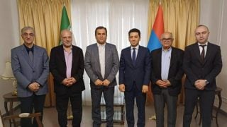 Իրանում ՀՀ դեսպանն ընդունել է հայկական համայնքի մի խումբ ներկայացուցիչների