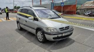 Լոռու մարզում «Opel Zafira»-ն վրաերթի է ենթարկել փողոցը թույլատրելի հատվածով անցնող 14-ամյա հետիոտնի․ վերջինը տեղափոխվել է հիվանդանոց