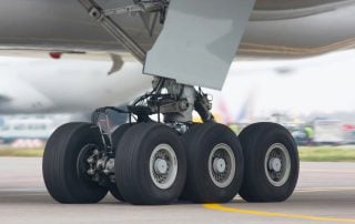 Լեհաստանն առգրավել է Boeing ինքնաթիռների համար նախատեսված 5 տ անվադող, որը ՌԴ-ով տեղափոխվում էր Ադրբեջան