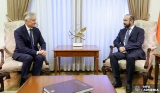 ՀՀ ԱԳ նախարարը և Լեհաստանի ԱԳ փոխնախարարը մտքեր են փոխանակել ներկայիս աշխարհաքաղաքական մարտահրավերների շուրջ