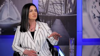 Նիկոլներն անցողիկ են՝ ինչպես փոշին, որ քամին մի պահ բարձրացնում է, հետո թողնում հողի վրա. Մետաքսե Հակոբյան