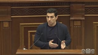 Լո՞ւրջ, դուք կարծում եք՝ հայրս գալու է բանավեճի, թե Արցախն ո՞վ հանձնեց. Լևոն Քոչարյան