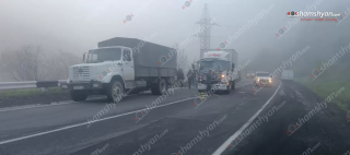Դիլիջանի ոլորաններում բախվել են «ԶԻԼ 130»-ն ու բեռնատարը