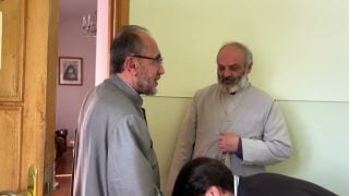 Միքայել Սրբազանն ու Բագրատ Սրբազանը նստած են ԱԱԾ մեկուսարանի միևնույն խցում. Yerkir.am
