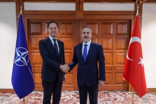 Թուրքիայի ԱԳ նախարարը և ՆԱՏՕ-ի գլխավոր քարտուղարը քննարկել են Ուկրաինայի հարցի կարգավորումը․ ТАСС