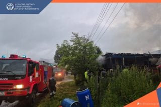 Պրիվոլնոյե գյուղում այրվել է տան տանիք