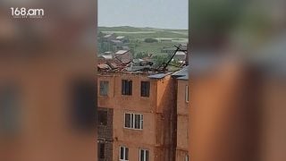 Ապարանում ավերիչ քամու հետևանքով 4 մարդ մարմնական վնասվածք է ստացել