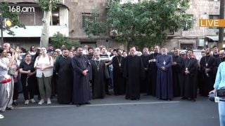 Փշաքաղվելու… աղոթք՝ ի աջակցություն հայ ազգին