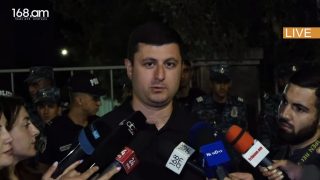 Երբեք մտքովս չէր անցնի, որ Վեհարանի պատի վրայով կանցնեմ՝ այն ավազակախմբից պաշտպանելու. Աբրահամյան
