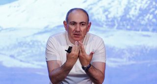«Ընտանիքով Սեւանի ափ գալը ծախս է, շոշափելի ծախս․ բա որտեղի՞ց է արվում այդ ծախսը…». Փաշինյան