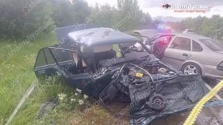 Ապարանում բախվել են «ՎԱԶ 2107»-ը և «Opel»-ը․ կան վիրավորներ
