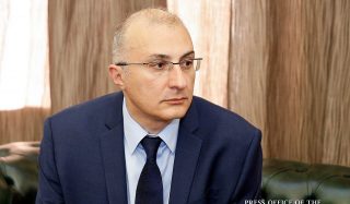 Հայկակ Արշամյանն ազատվել է «Հայաստան» համահայկական հիմնադրամի տնօրենի պաշտոնից. նա նշանակվել է Հունգարիայում ՀՀ դեսպան