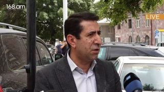 Տիգրան Ավինյանի նկարը 2023թ. է եղել, էդ ժամանակ թույլտվություն է եղել. քաղաքապետարանի աշխատակից